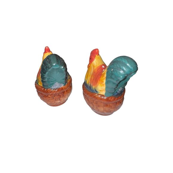 Vintage Ceramic Rooster Salt & Pepper Shakers Hand-Painted Collectible Set - Picture 5 of 6
